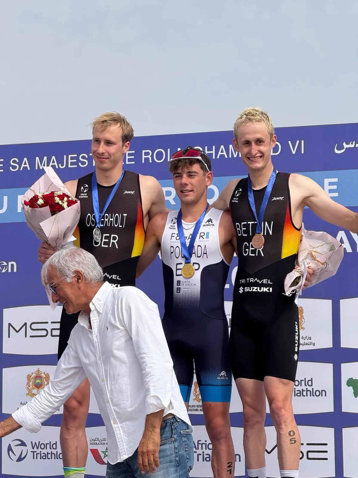 Jarno en lo más alto del podio, oro en la Africa Triathlon Cup de Taghazout 2025